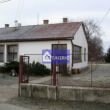 2449 - ALTAGRIC - Na predaj priestranný dom v obci Bajč